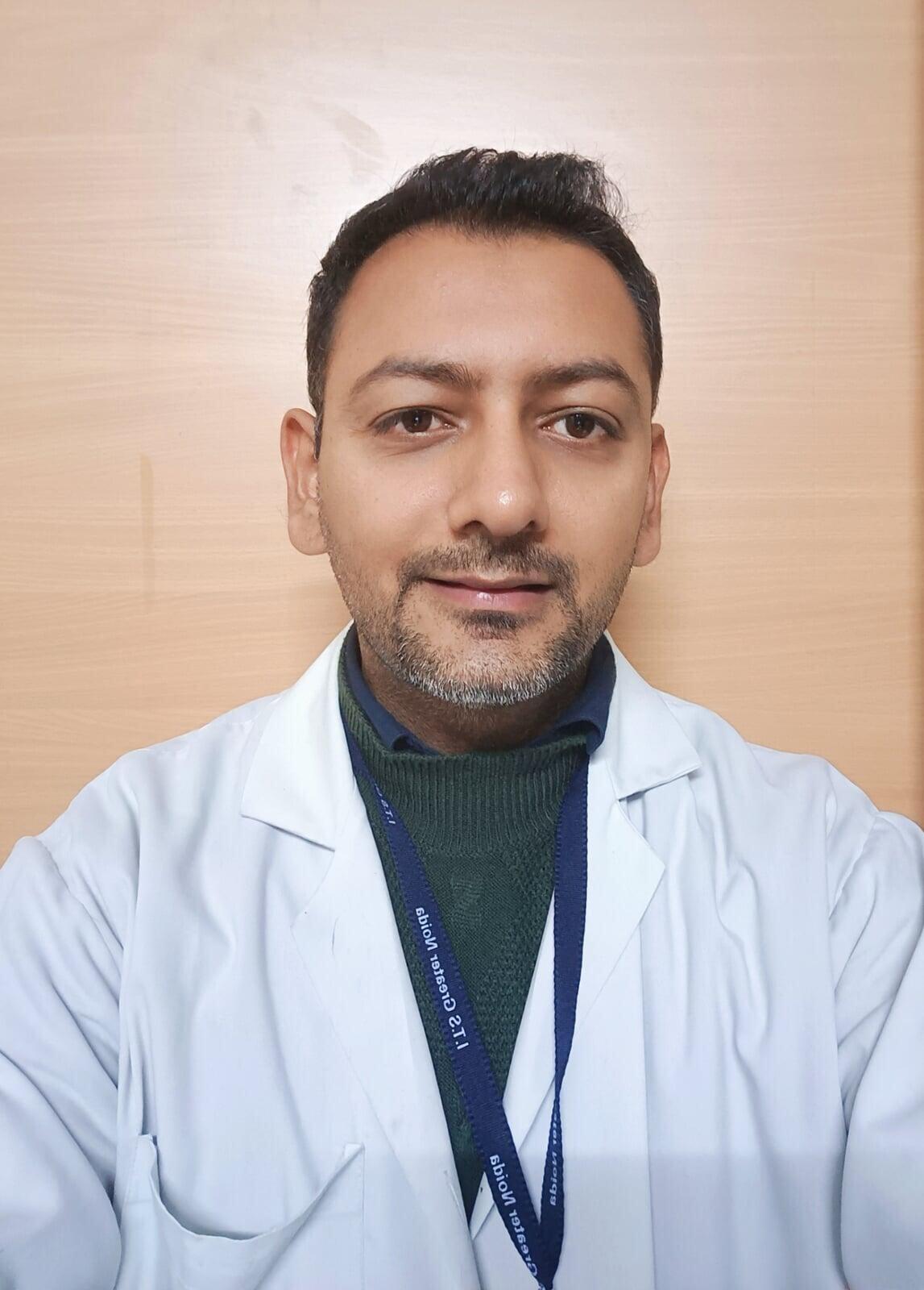 ITS Dental Hospital Dr. Amit Chauhan